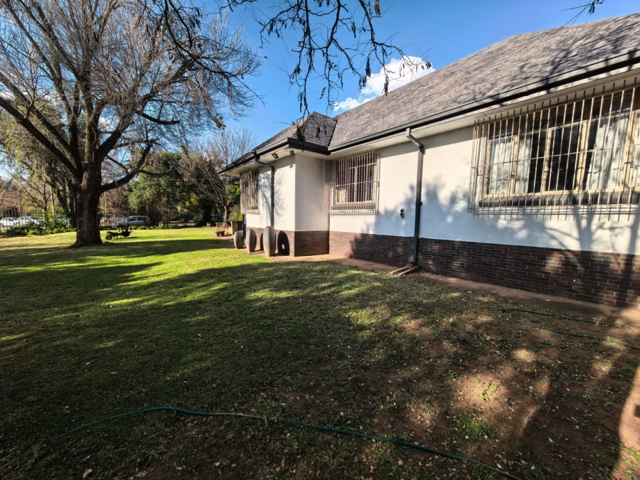 4 Bedroom Property for Sale in Parys Free State